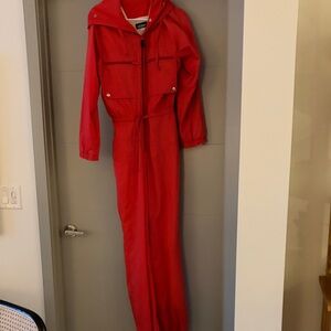 Skimer Paris vintage Red Hooded Jumpsuit Y2K apres ski